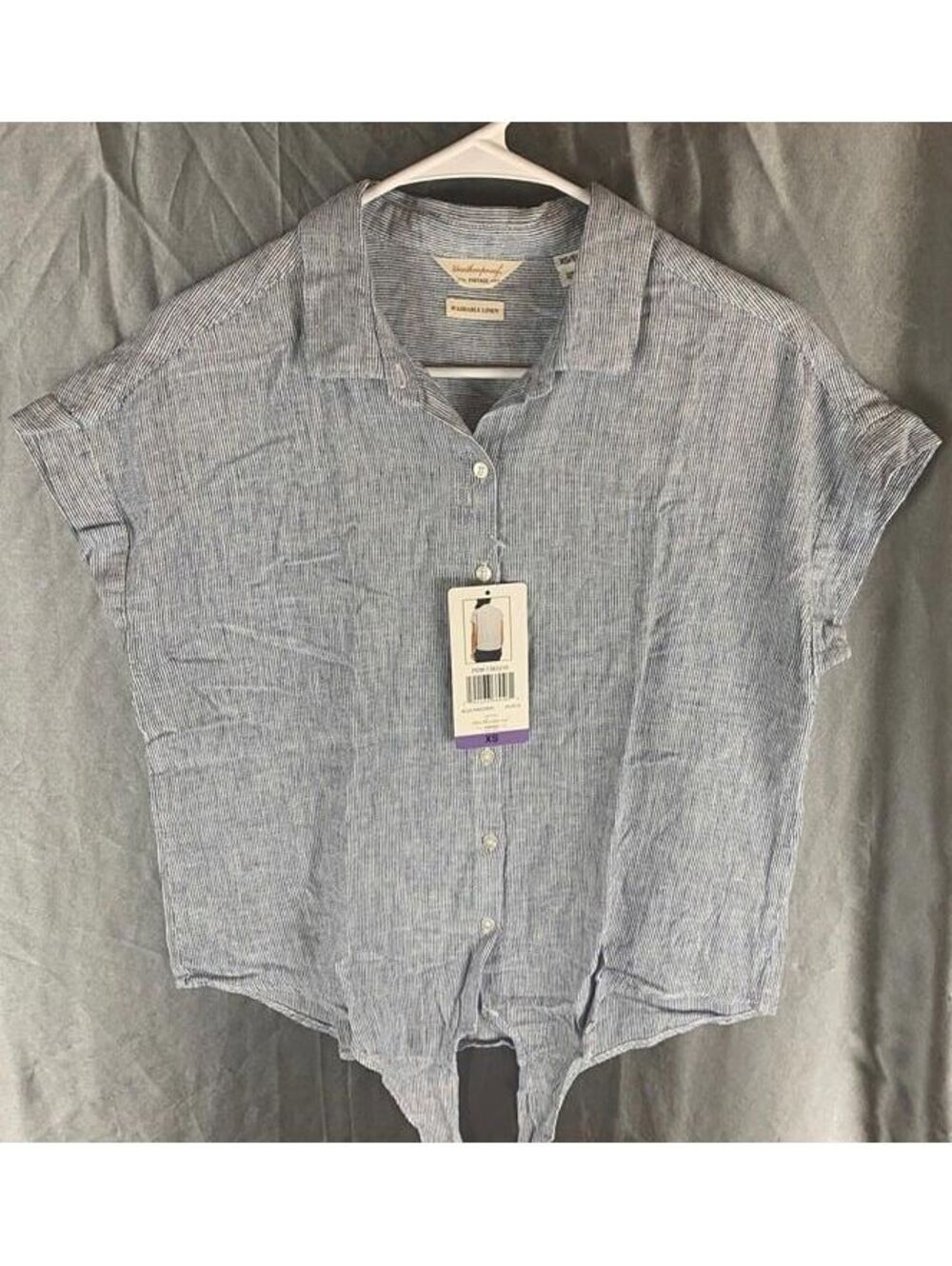Weatherproof Vintage Womenโs Gray Stripe Button Down Shirt Size XS NWT